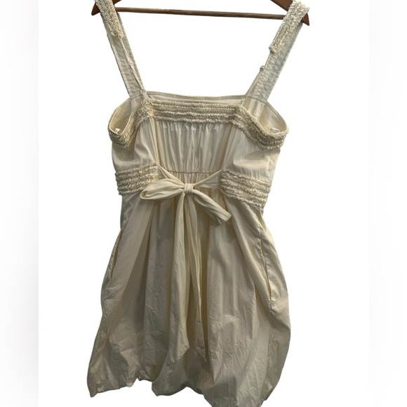 BCBG Maxazria Womens Size Medium Bubble Hem Adjustable Strap Ruffle Ivory Dress - Picture 3 of 10
